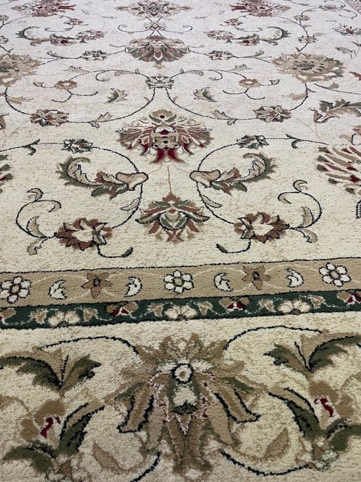 Продам ковер.