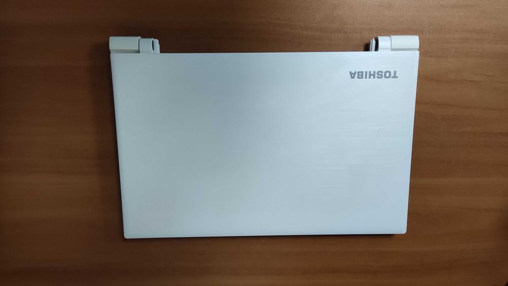 Корпуси за лаптопи