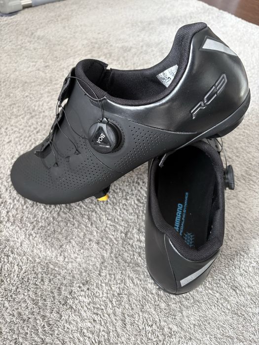 Обувки Shimano SH-RC302 + подарък педали