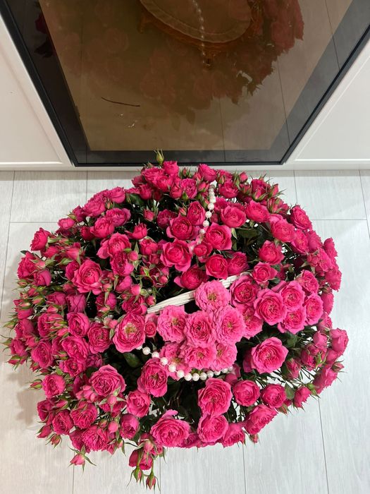 Цветы спрей роза свежая