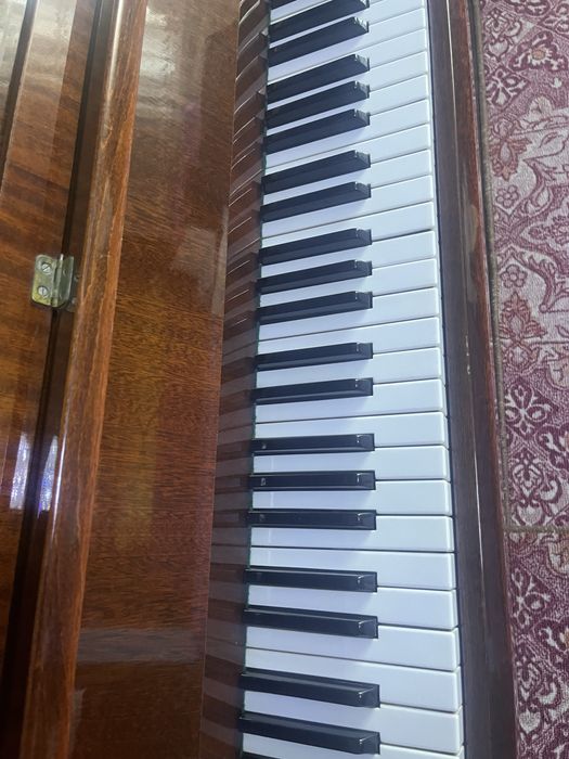 Пианино (фортопиано)