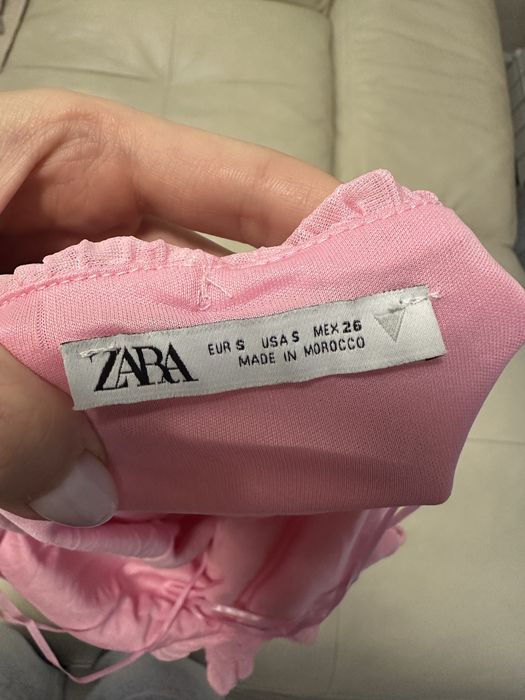 Чисто нова рокля ZARA