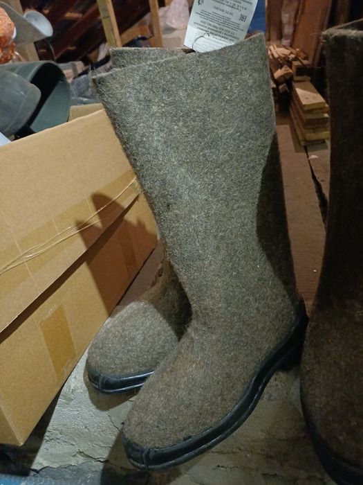 Продаю валенки 44 размер