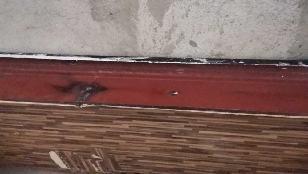 Врата метална с каса комплект