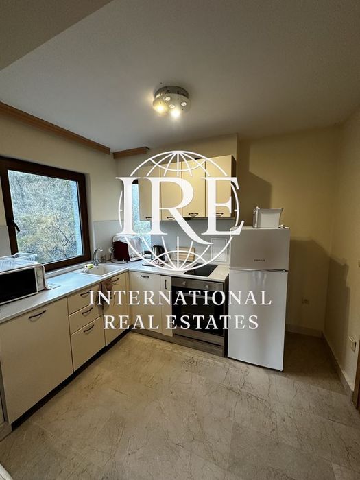 Продава се Тристаен апартамент в с. Кранево, Област Добрич - 87 кв.м за 1955 €/кв.м - Снимка #8