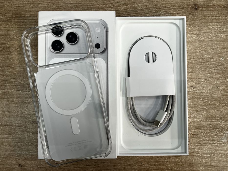 iPhone 17 Pro Max 256GB с Гаранция на 1 цикъл