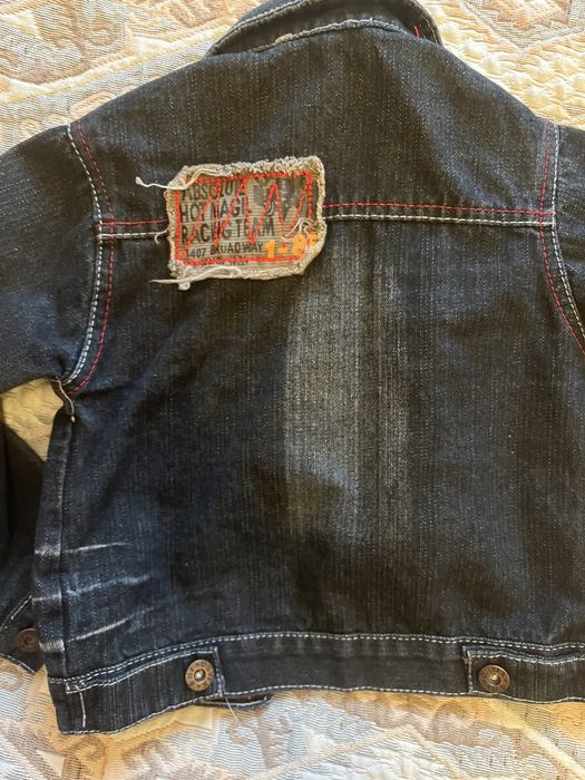 Джинсовая куртка