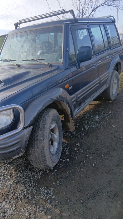 Vand Hyundai Galloper variante cu oi