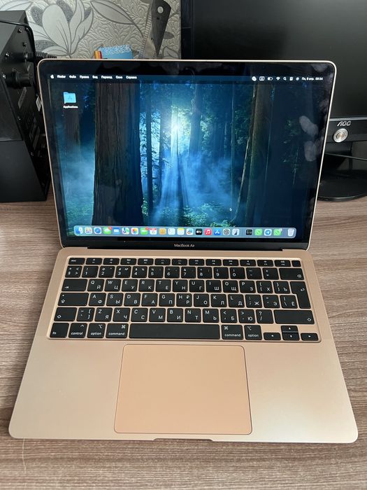 Macbook продам в отличном состоения