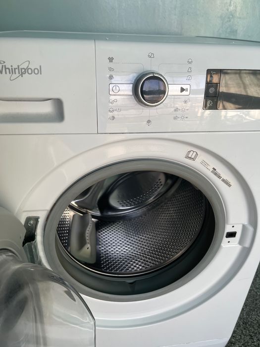 Продавам пералня + сушилня Whirlpool