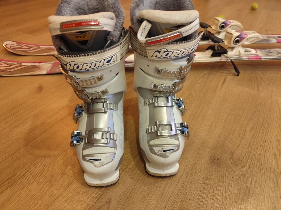Ски, автомати и обувки 34/35 номер