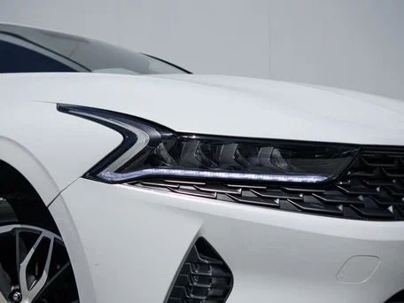 Kia K5 2021год.2.0 LPG Само на части