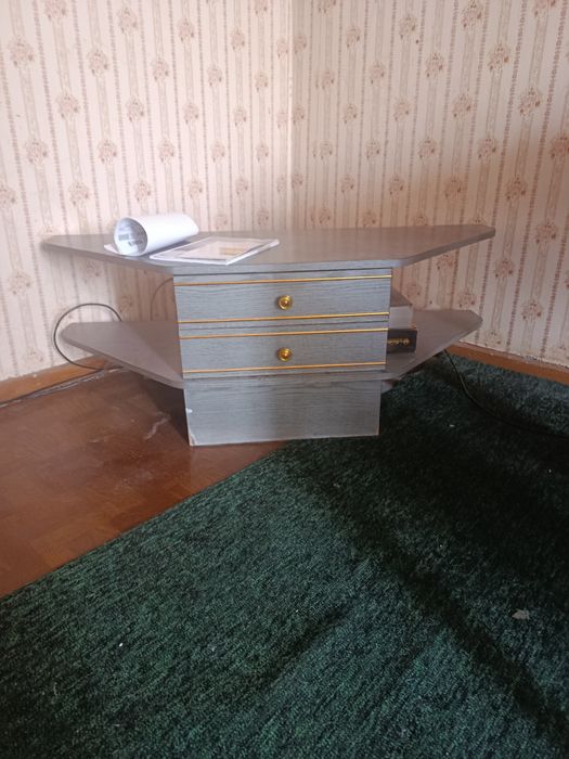 Продам шкаф зеркало