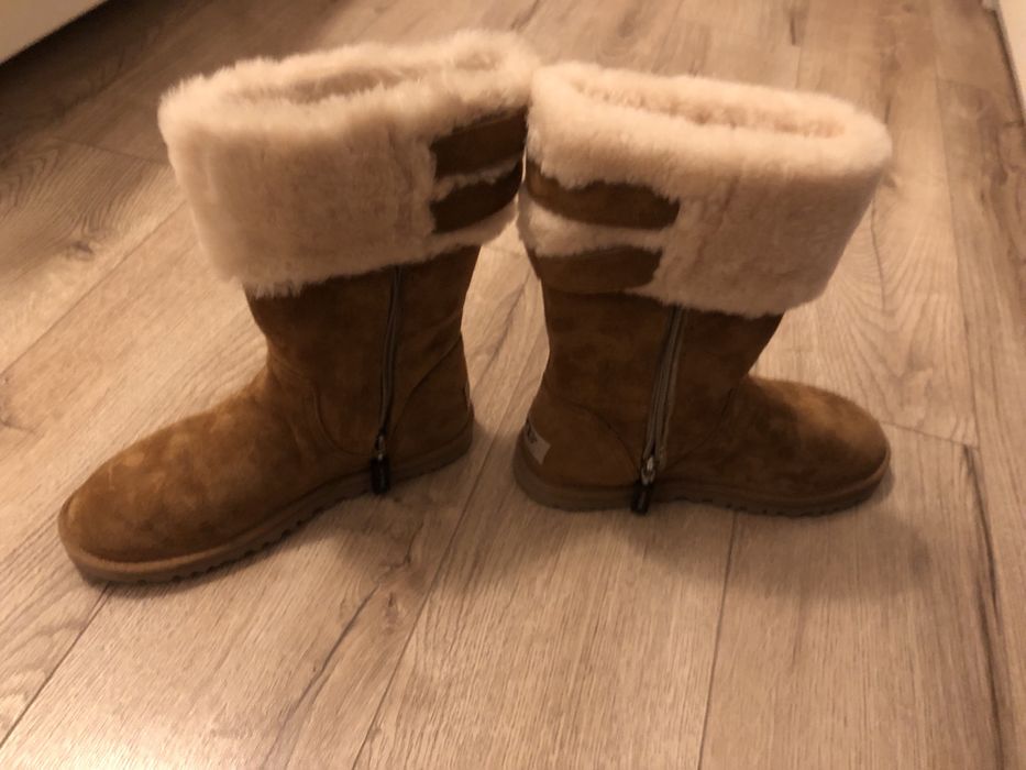 Cizme Ugg maro, imblanite - marimea 36
