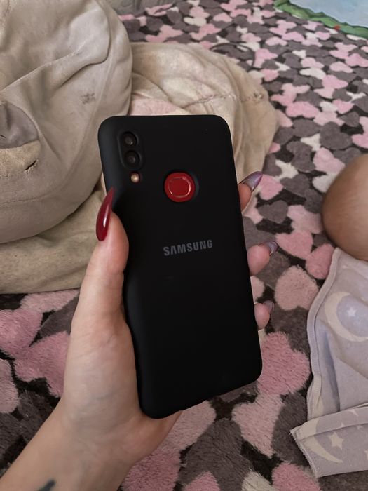 Продам самсунг А10