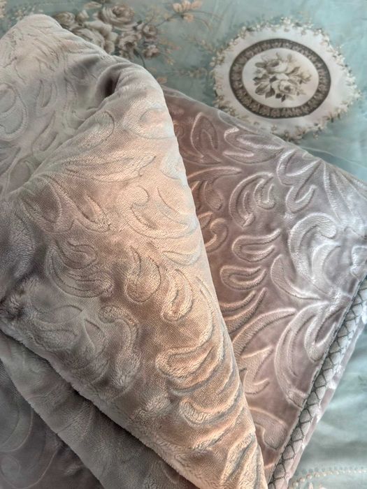 Pătură decorativă pentru pat dublu