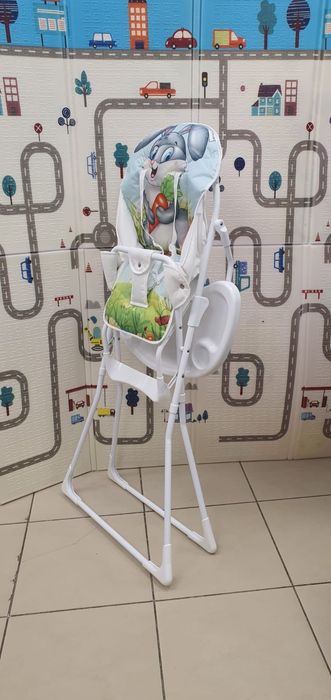 Стульчик для кормления малыша