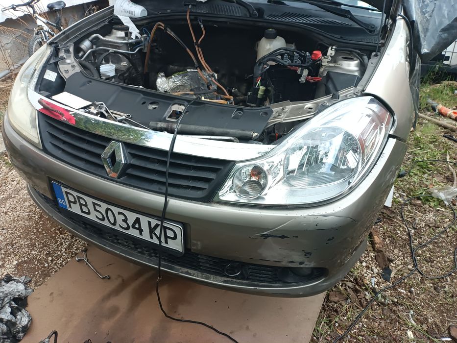 Рено Клио сумбол на части  15 дци 75 коня 2009 година