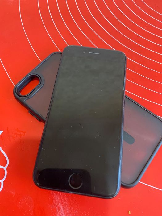 Iphone SE 2020г 256гб