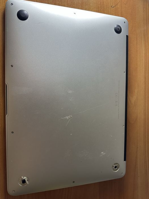 Продам macbook air 13 2017