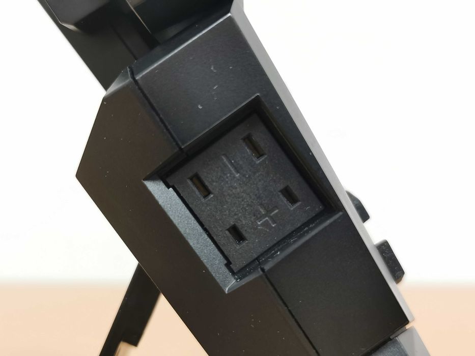 Asus OC Panel и стойка за монтаж