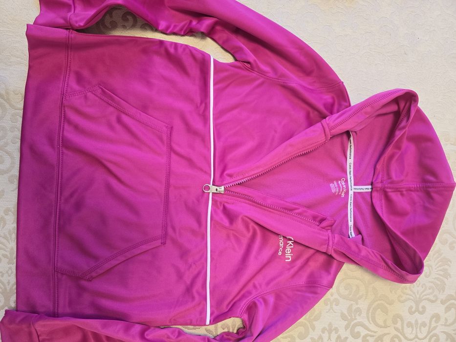3 Hanorace fete 10 ani, Calvin Klein și Zara