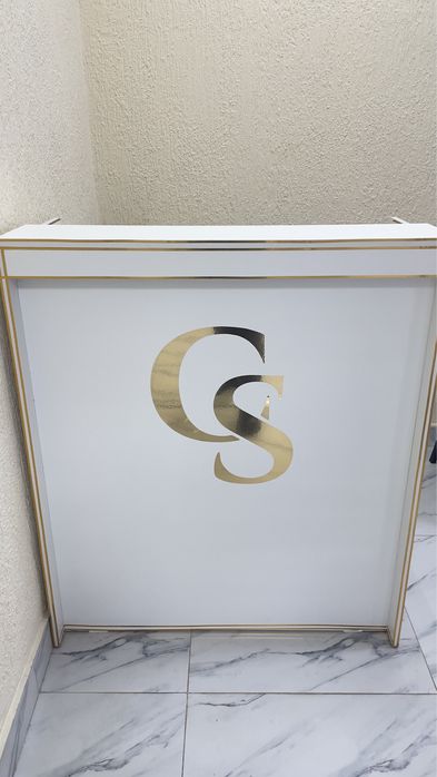 Ресепшн белый в торговые точки