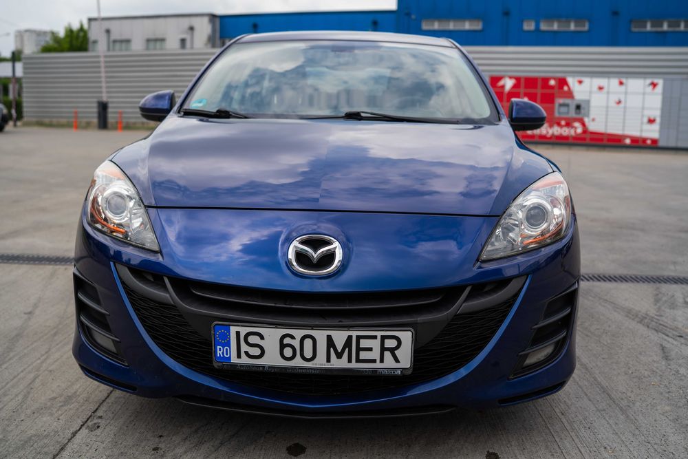 MAZDA 3 2010