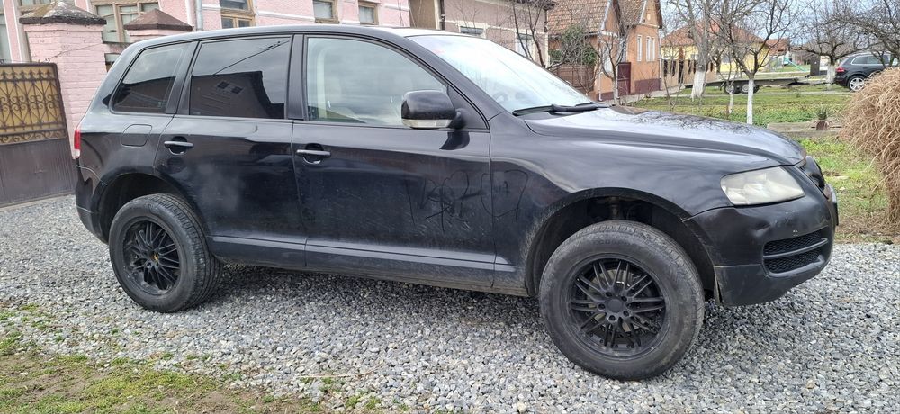 Dezmembrez touareg 2.5  4x4 (BAC) Automat dețin orice piesă 2005