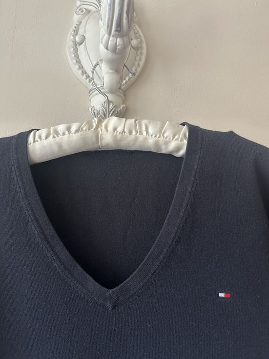Продается пуловер Hilfiger