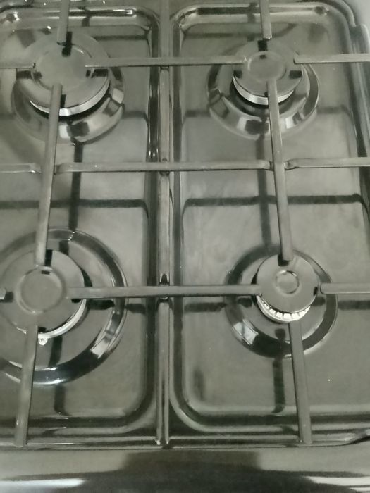 Продам новую газплиту