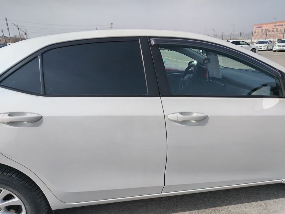 Тойота Каролла авто