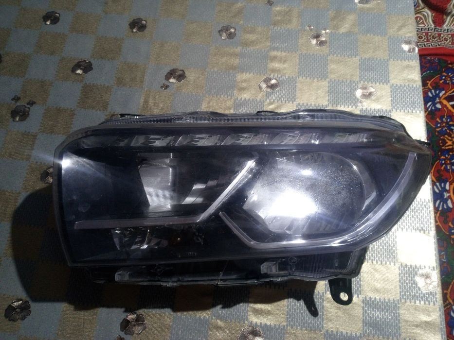Продаже Лада x ray фара