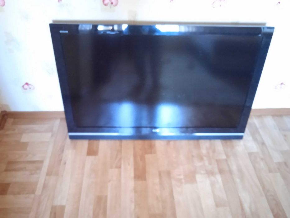 Телевизор Sony в отличном состоянии