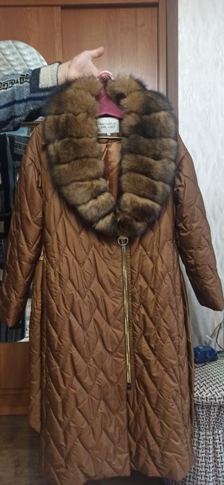 Стеганое пальто с соболем
