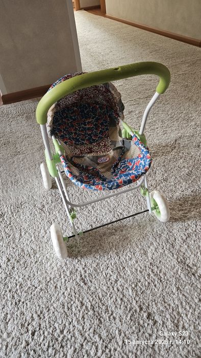 Детская коляска для кукол