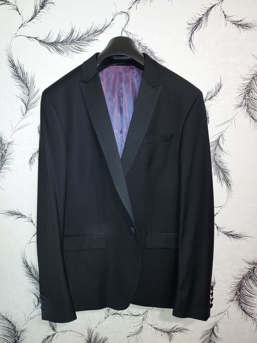 Costum ceremonie