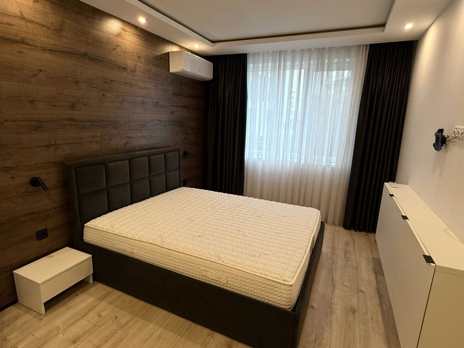 Дава се под наем Тристаен апартамент в Пловдив, Южен - 100 кв.м за 650 € - Снимка #13