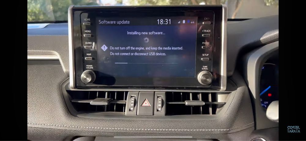 Activare Apple CarPlay și Android Auto pentru Toyota si Lexus