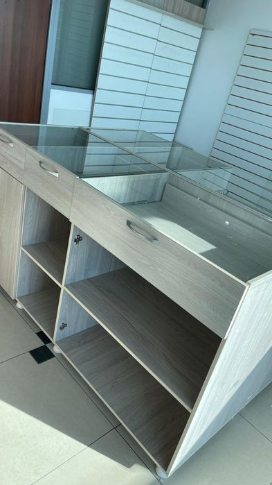 Торговая мебель, оборудование для магазина, шкафы