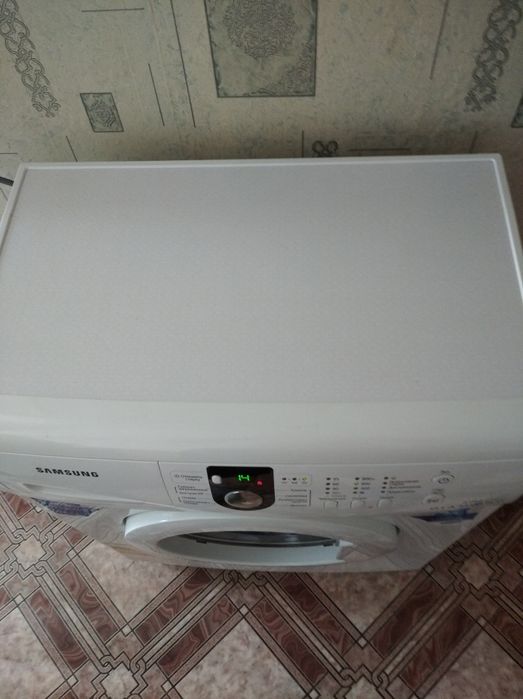 Продам стиральную машинку samsung