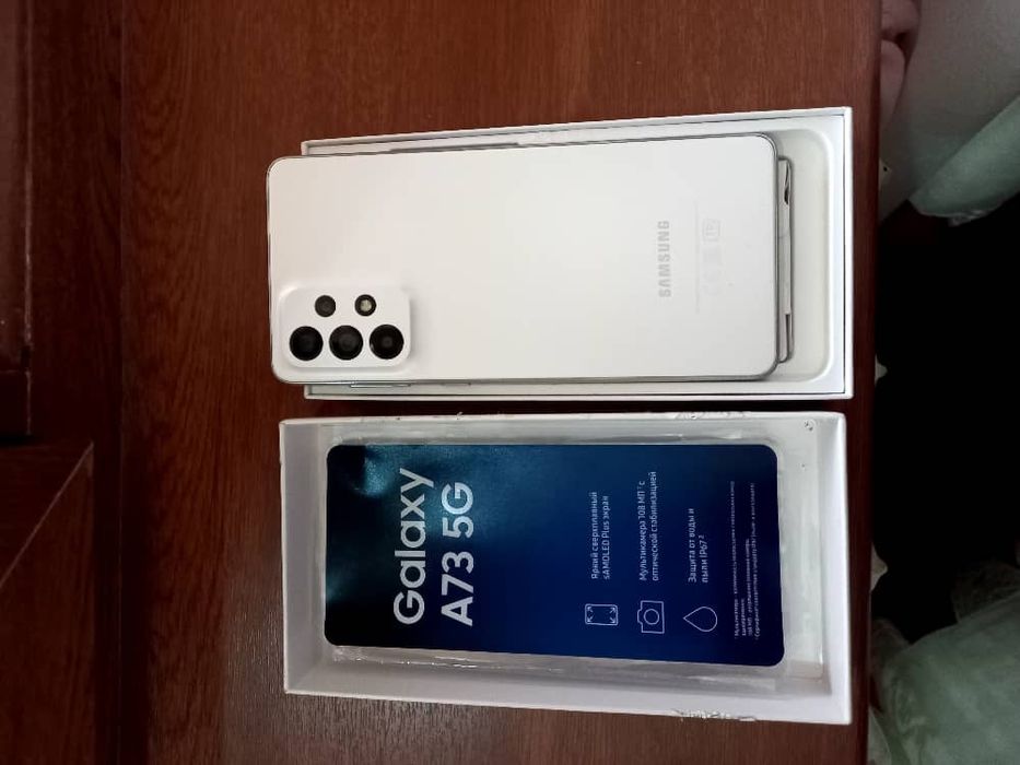 Samsung A73 5G. 128/6