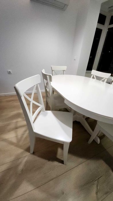 Комплект маса със столове