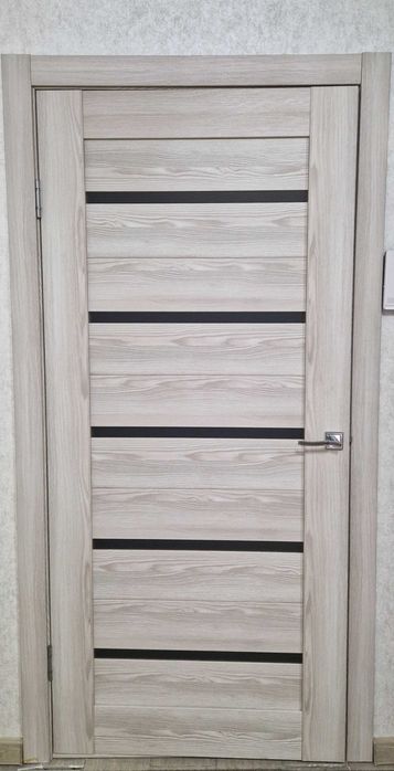 Продам межкомнатную дверь