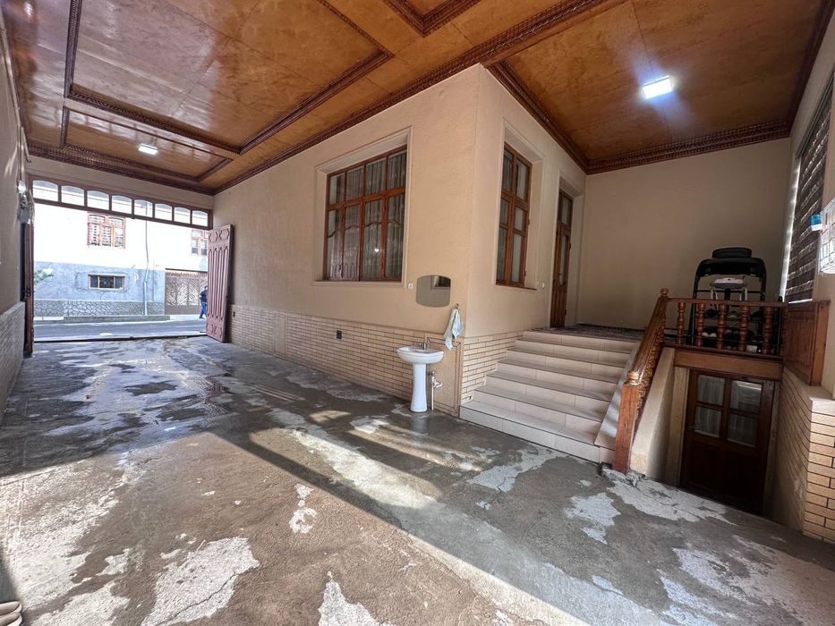 Назарбек Харакат 8 соток 400 м² 9 комнат