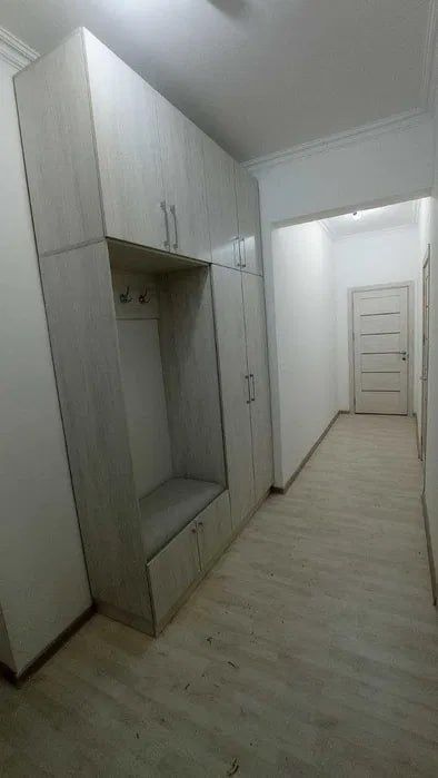 ЯНГИ ДАРХОН -2 да 3 Хона Квартира Сотилади !