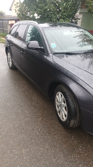 Audi a4 b8  2000