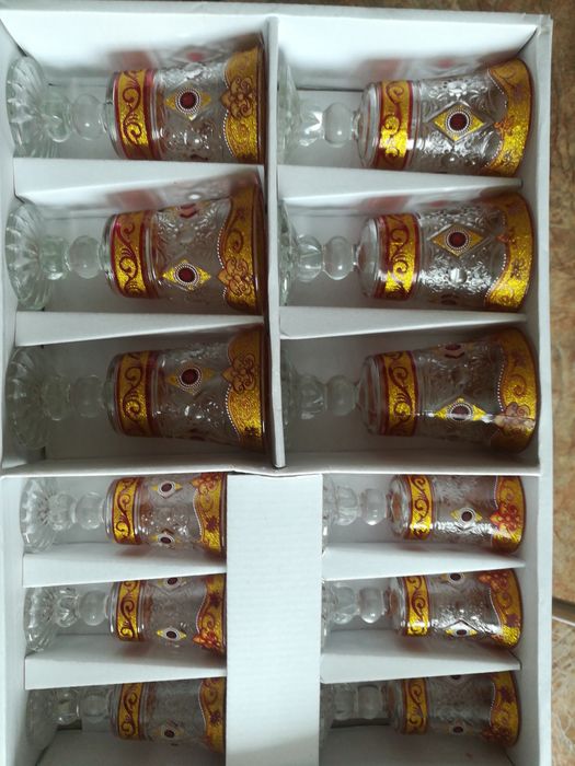 Стаканы в наборе 12 штук