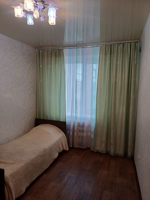 Продам 2 комн квартиру район Вокзала