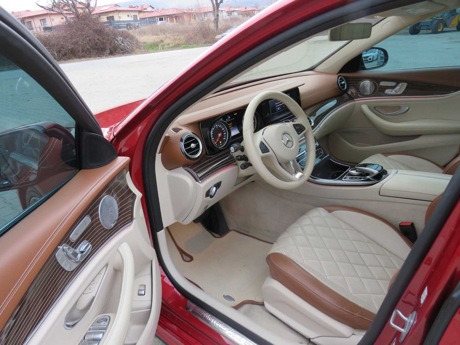 Mercedes-Benz E300 9g AMG-PACK FACE